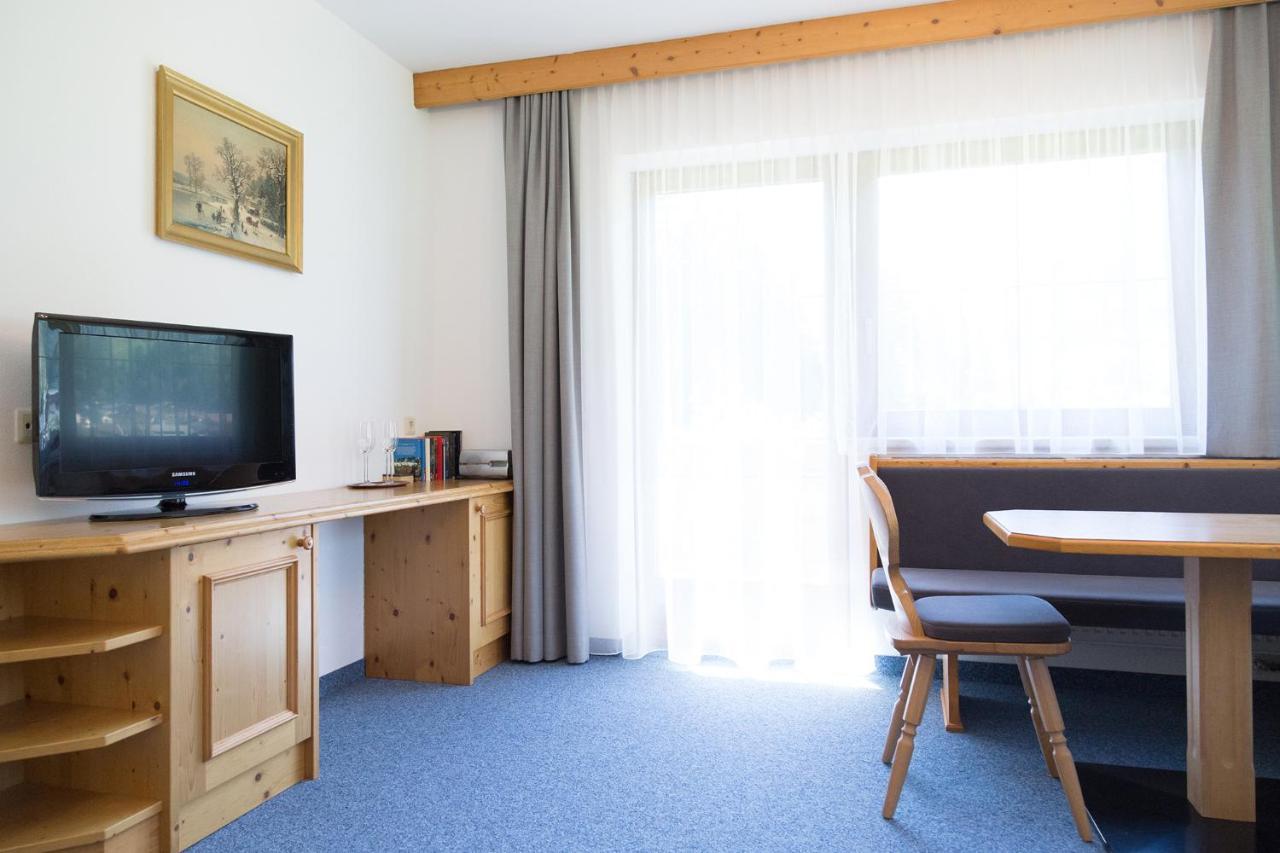 Pension Peter Neustift im Stubaital Eksteriør billede