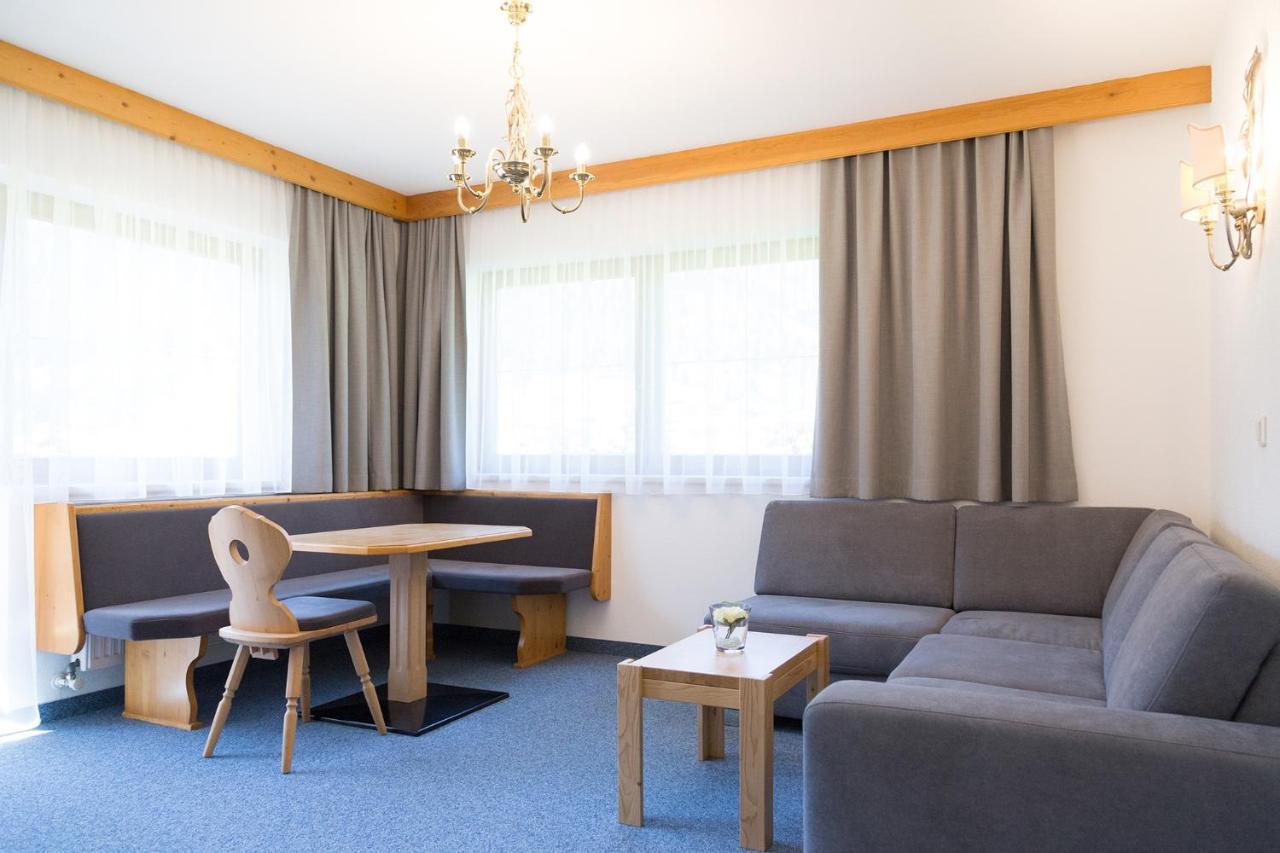Pension Peter Neustift im Stubaital Eksteriør billede